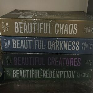 Beautiful creatures book set